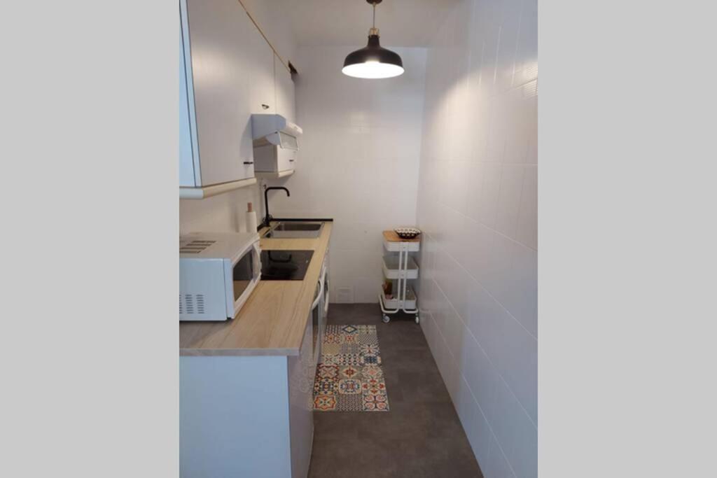 Casa Bihotz - Bonito Y Centrico Apartamento Con Garaje En Sallent Сальент-де-Гальего Экстерьер фото